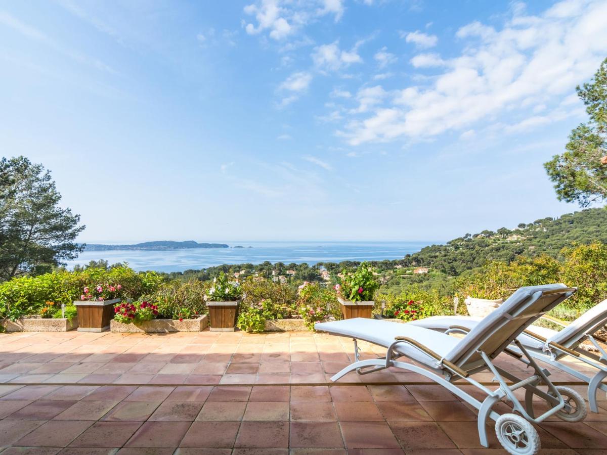 Villa Pretty House With Sea View On The Hy Res à Hyères Chambre photo